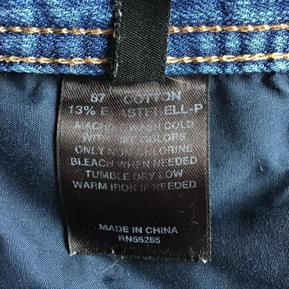 X2 ULTRA SKINNY BLUE CAPRI JEANS SIZE 8 - Picture 8 of 9
